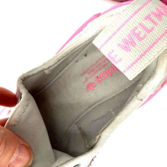 Adidas Grey & Pink NMD R1 Swarovski Crystals Bling Rhinestone Sneakers Size 7.5 - Picture 8 of 9